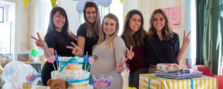 Co kupić na baby shower? Prezenty, które ucieszą maluszka