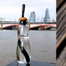 Butelka na wodę w pokrowcu z filtrem węglowym Eau Good Black Blum, seledynowa EGG002