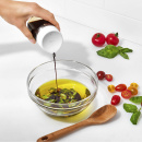 Dozownik mały do oleju, octu, sosu sojowego OXO Good Grips 11278600MLNYK