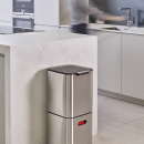 Kosz stalowy do segregacji śmieci w kuchni Totem Compact Joseph Joseph 40 Litrów 30063