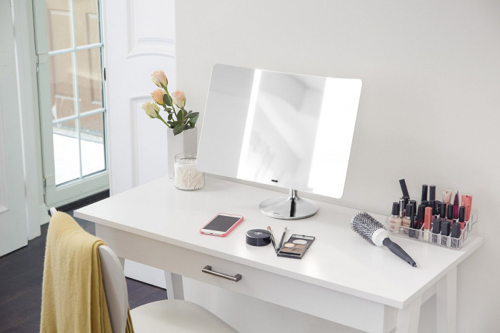 Lustro sensorowe Wide View bezprzewodowe LED simplehuman