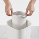 Mały kosz łazienkowy z segregacją odpadów Split Joseph Joseph 8 Litrów 70514