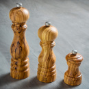 Młynek do pieprzu z drewna oliwnego 22 cm Peugeot Paris Olivier PG-38175