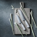 Nóż Santoku zagłębienia w ostrzu 17 cm Wusthof Classic biała rękojeść W-1040231317