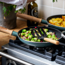 Patelnia 24 cm z powłoką diamentową, drewniana rączka Mayflower GreenPan CC001668-001