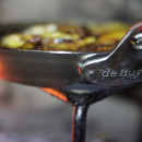 Patelnia 28 cm żelazo pokryte woskiem pszczelim de Buyer Mineral B Bois Pro D-5680-28