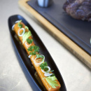 Półmisek wąski do serwowania przekąsek 33x8 cm, czarna porcelana, Revol Club RV-647928-2