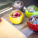 Różowy pojemnik kuchenny Mini Ball Wesco 223501-26