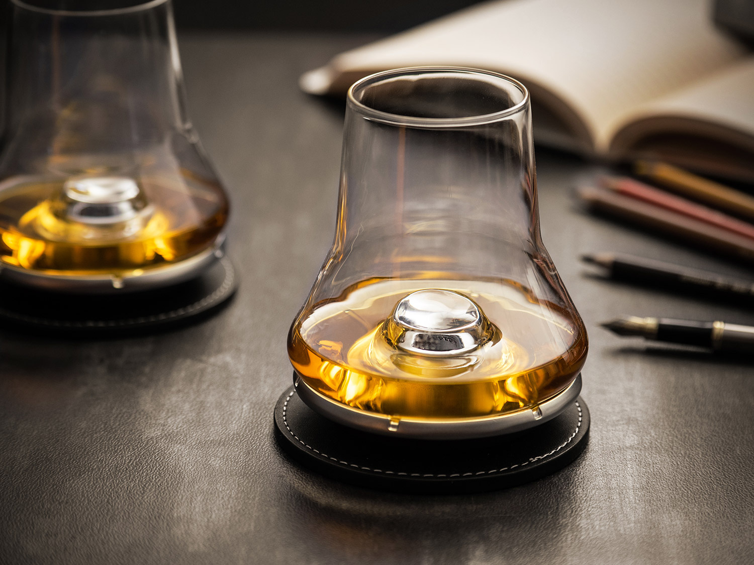 Szklanki typu Glencairn do picia whisky