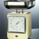 Waga retro kuchenna z zegarem fioletowa Wesco 322204-36