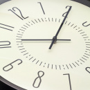 Zegar ścienny fluorescencyjny 35 cm Luminous Nextime biały 3261 WI